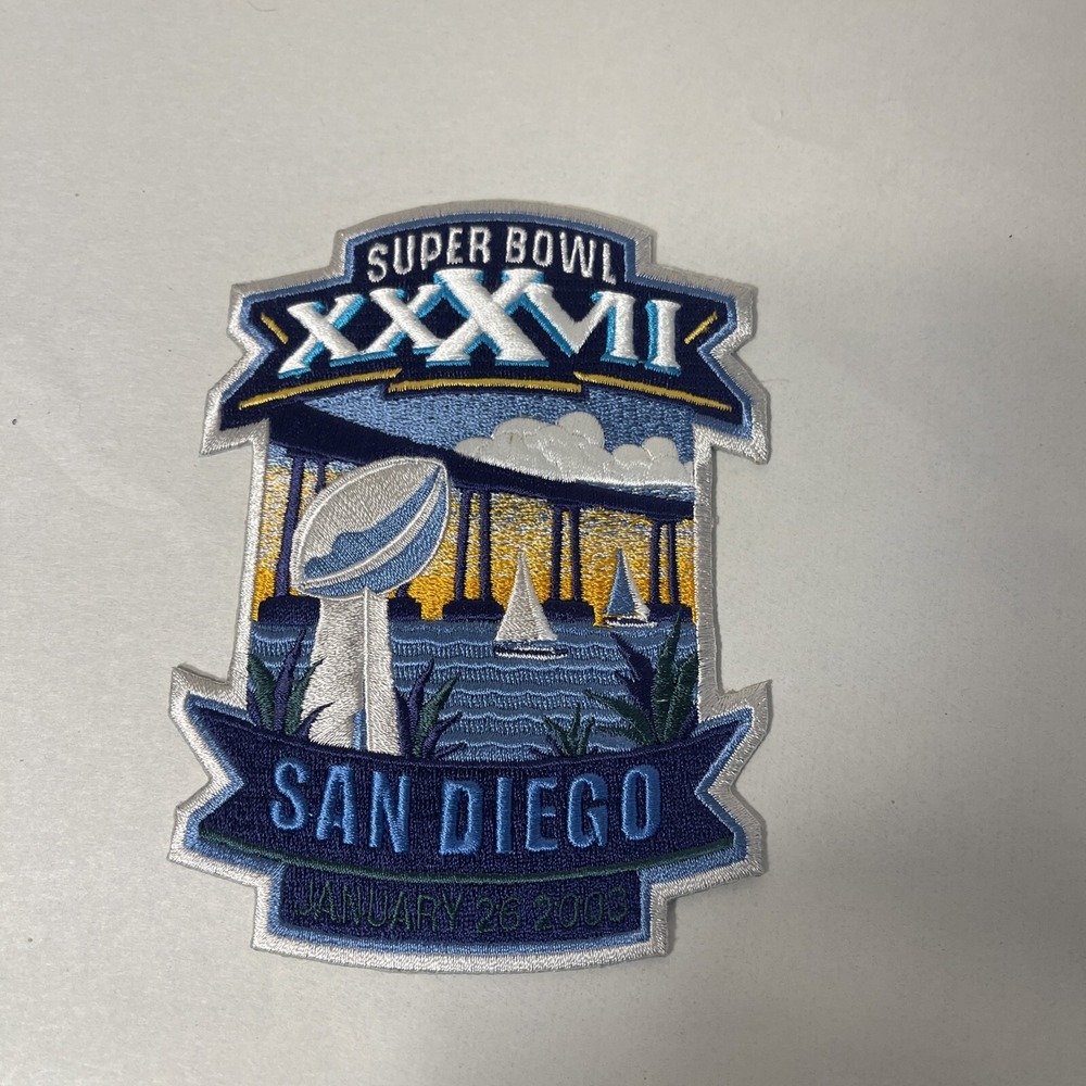 NFL Super Bowl XXXVII Buccaneers vs Raiders Willabee & Ward Patch Only